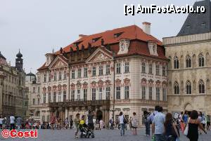 [P18] Palatul Kinsky, din Piaţa Oraşului Vechi adăposteşte în prezent o parte din Galeria Naţională.  » foto by Costi
 - 
<span class="allrVoted glyphicon glyphicon-heart hidden" id="av386962"></span>
<a class="m-l-10 hidden" id="sv386962" onclick="voting_Foto_DelVot(,386962,3167)" role="button">șterge vot <span class="glyphicon glyphicon-remove"></span></a>
<a id="v9386962" class=" c-red"  onclick="voting_Foto_SetVot(386962)" role="button"><span class="glyphicon glyphicon-heart-empty"></span> <b>LIKE</b> = Votează poza</a> <img class="hidden"  id="f386962W9" src="/imagini/loader.gif" border="0" /><span class="AjErrMes hidden" id="e386962ErM"></span>
