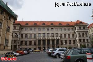 [P23] Biblioteca Municipală, din Piaţa Mariánské.  » foto by Costi
 - 
<span class="allrVoted glyphicon glyphicon-heart hidden" id="av386967"></span>
<a class="m-l-10 hidden" id="sv386967" onclick="voting_Foto_DelVot(,386967,3167)" role="button">șterge vot <span class="glyphicon glyphicon-remove"></span></a>
<a id="v9386967" class=" c-red"  onclick="voting_Foto_SetVot(386967)" role="button"><span class="glyphicon glyphicon-heart-empty"></span> <b>LIKE</b> = Votează poza</a> <img class="hidden"  id="f386967W9" src="/imagini/loader.gif" border="0" /><span class="AjErrMes hidden" id="e386967ErM"></span>