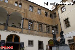 [P29] Ungelt, curte medievală pentru comercianţii străini veniţi la Praga. Acum, aici sunt restaurante şi terase.  » foto by Costi
 - 
<span class="allrVoted glyphicon glyphicon-heart hidden" id="av386973"></span>
<a class="m-l-10 hidden" id="sv386973" onclick="voting_Foto_DelVot(,386973,3167)" role="button">șterge vot <span class="glyphicon glyphicon-remove"></span></a>
<a id="v9386973" class=" c-red"  onclick="voting_Foto_SetVot(386973)" role="button"><span class="glyphicon glyphicon-heart-empty"></span> <b>LIKE</b> = Votează poza</a> <img class="hidden"  id="f386973W9" src="/imagini/loader.gif" border="0" /><span class="AjErrMes hidden" id="e386973ErM"></span>