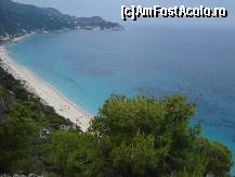 [P13] Pefkoulia , o plaja aflata langa sosea ... neinteresant » foto by ionescunic
 - 
<span class="allrVoted glyphicon glyphicon-heart hidden" id="av79917"></span>
<a class="m-l-10 hidden" id="sv79917" onclick="voting_Foto_DelVot(,79917,3173)" role="button">șterge vot <span class="glyphicon glyphicon-remove"></span></a>
<a id="v979917" class=" c-red"  onclick="voting_Foto_SetVot(79917)" role="button"><span class="glyphicon glyphicon-heart-empty"></span> <b>LIKE</b> = Votează poza</a> <img class="hidden"  id="f79917W9" src="/imagini/loader.gif" border="0" /><span class="AjErrMes hidden" id="e79917ErM"></span>