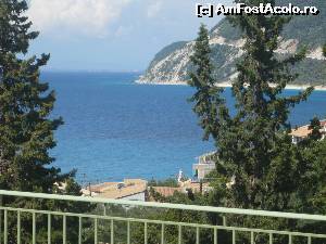[P23] Vederea la mare din camera noastra_la Lefkas Petra_Agios Nikitas!!!  » foto by dandian
 - 
<span class="allrVoted glyphicon glyphicon-heart hidden" id="av527612"></span>
<a class="m-l-10 hidden" id="sv527612" onclick="voting_Foto_DelVot(,527612,3173)" role="button">șterge vot <span class="glyphicon glyphicon-remove"></span></a>
<a id="v9527612" class=" c-red"  onclick="voting_Foto_SetVot(527612)" role="button"><span class="glyphicon glyphicon-heart-empty"></span> <b>LIKE</b> = Votează poza</a> <img class="hidden"  id="f527612W9" src="/imagini/loader.gif" border="0" /><span class="AjErrMes hidden" id="e527612ErM"></span>