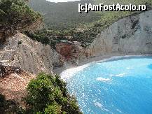 [P54] Porto Katsiki-in stanga se vad si scarile pe care le-am traversat.  » foto by maryka
 - 
<span class="allrVoted glyphicon glyphicon-heart hidden" id="av425799"></span>
<a class="m-l-10 hidden" id="sv425799" onclick="voting_Foto_DelVot(,425799,3173)" role="button">șterge vot <span class="glyphicon glyphicon-remove"></span></a>
<a id="v9425799" class=" c-red"  onclick="voting_Foto_SetVot(425799)" role="button"><span class="glyphicon glyphicon-heart-empty"></span> <b>LIKE</b> = Votează poza</a> <img class="hidden"  id="f425799W9" src="/imagini/loader.gif" border="0" /><span class="AjErrMes hidden" id="e425799ErM"></span>
