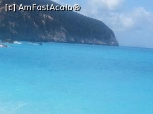 [P01] Inconfundabilul albastru de Lefkada. Insula Lefkada, Grecia.  » foto by traian.leuca †
 - 
<span class="allrVoted glyphicon glyphicon-heart hidden" id="av1055063"></span>
<a class="m-l-10 hidden" id="sv1055063" onclick="voting_Foto_DelVot(,1055063,3173)" role="button">șterge vot <span class="glyphicon glyphicon-remove"></span></a>
<a id="v91055063" class=" c-red"  onclick="voting_Foto_SetVot(1055063)" role="button"><span class="glyphicon glyphicon-heart-empty"></span> <b>LIKE</b> = Votează poza</a> <img class="hidden"  id="f1055063W9" src="/imagini/loader.gif" border="0" /><span class="AjErrMes hidden" id="e1055063ErM"></span>