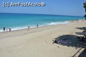 [P18] Plaja cu nisip  Pefkolia din insula Lefkada, Grecia. » foto by traian.leuca †
 - 
<span class="allrVoted glyphicon glyphicon-heart hidden" id="av1055080"></span>
<a class="m-l-10 hidden" id="sv1055080" onclick="voting_Foto_DelVot(,1055080,3173)" role="button">șterge vot <span class="glyphicon glyphicon-remove"></span></a>
<a id="v91055080" class=" c-red"  onclick="voting_Foto_SetVot(1055080)" role="button"><span class="glyphicon glyphicon-heart-empty"></span> <b>LIKE</b> = Votează poza</a> <img class="hidden"  id="f1055080W9" src="/imagini/loader.gif" border="0" /><span class="AjErrMes hidden" id="e1055080ErM"></span>