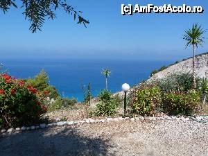 [P02] Marea Ionica vazuta din curtea pensiunii La Casa d'Irene (review separat)  » foto by plummy
 - 
<span class="allrVoted glyphicon glyphicon-heart hidden" id="av463853"></span>
<a class="m-l-10 hidden" id="sv463853" onclick="voting_Foto_DelVot(,463853,3173)" role="button">șterge vot <span class="glyphicon glyphicon-remove"></span></a>
<a id="v9463853" class=" c-red"  onclick="voting_Foto_SetVot(463853)" role="button"><span class="glyphicon glyphicon-heart-empty"></span> <b>LIKE</b> = Votează poza</a> <img class="hidden"  id="f463853W9" src="/imagini/loader.gif" border="0" /><span class="AjErrMes hidden" id="e463853ErM"></span>