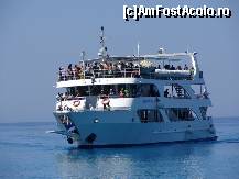 [P14] Se pregateste ''marea invadare'' - primul vapor care ajunge la Porto Katsiki » foto by BOGDAN DSN
 - 
<span class="allrVoted glyphicon glyphicon-heart hidden" id="av485214"></span>
<a class="m-l-10 hidden" id="sv485214" onclick="voting_Foto_DelVot(,485214,3173)" role="button">șterge vot <span class="glyphicon glyphicon-remove"></span></a>
<a id="v9485214" class=" c-red"  onclick="voting_Foto_SetVot(485214)" role="button"><span class="glyphicon glyphicon-heart-empty"></span> <b>LIKE</b> = Votează poza</a> <img class="hidden"  id="f485214W9" src="/imagini/loader.gif" border="0" /><span class="AjErrMes hidden" id="e485214ErM"></span>