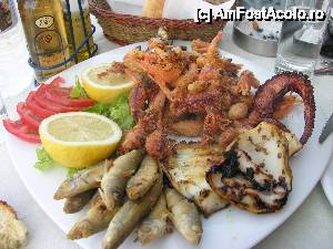 [P02] Fructe de mare- terasa Margarita » foto by corycory220576
 - 
<span class="allrVoted glyphicon glyphicon-heart hidden" id="av502093"></span>
<a class="m-l-10 hidden" id="sv502093" onclick="voting_Foto_DelVot(,502093,3173)" role="button">șterge vot <span class="glyphicon glyphicon-remove"></span></a>
<a id="v9502093" class=" c-red"  onclick="voting_Foto_SetVot(502093)" role="button"><span class="glyphicon glyphicon-heart-empty"></span> <b>LIKE</b> = Votează poza</a> <img class="hidden"  id="f502093W9" src="/imagini/loader.gif" border="0" /><span class="AjErrMes hidden" id="e502093ErM"></span>