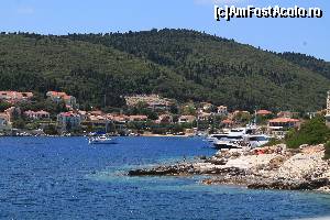[P06] Fiskaro - Kefalonia » foto by pasagera23*
 - 
<span class="allrVoted glyphicon glyphicon-heart hidden" id="av629269"></span>
<a class="m-l-10 hidden" id="sv629269" onclick="voting_Foto_DelVot(,629269,3173)" role="button">șterge vot <span class="glyphicon glyphicon-remove"></span></a>
<a id="v9629269" class=" c-red"  onclick="voting_Foto_SetVot(629269)" role="button"><span class="glyphicon glyphicon-heart-empty"></span> <b>LIKE</b> = Votează poza</a> <img class="hidden"  id="f629269W9" src="/imagini/loader.gif" border="0" /><span class="AjErrMes hidden" id="e629269ErM"></span>