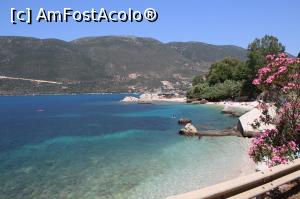 [P20] Plaja din Vasiliki » foto by Leontina.
 - 
<span class="allrVoted glyphicon glyphicon-heart hidden" id="av776557"></span>
<a class="m-l-10 hidden" id="sv776557" onclick="voting_Foto_DelVot(,776557,3173)" role="button">șterge vot <span class="glyphicon glyphicon-remove"></span></a>
<a id="v9776557" class=" c-red"  onclick="voting_Foto_SetVot(776557)" role="button"><span class="glyphicon glyphicon-heart-empty"></span> <b>LIKE</b> = Votează poza</a> <img class="hidden"  id="f776557W9" src="/imagini/loader.gif" border="0" /><span class="AjErrMes hidden" id="e776557ErM"></span>