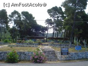 [P24] taverna Oasis, unde se afla balconul, punct observator » foto by adryana
 - 
<span class="allrVoted glyphicon glyphicon-heart hidden" id="av1091117"></span>
<a class="m-l-10 hidden" id="sv1091117" onclick="voting_Foto_DelVot(,1091117,3173)" role="button">șterge vot <span class="glyphicon glyphicon-remove"></span></a>
<a id="v91091117" class=" c-red"  onclick="voting_Foto_SetVot(1091117)" role="button"><span class="glyphicon glyphicon-heart-empty"></span> <b>LIKE</b> = Votează poza</a> <img class="hidden"  id="f1091117W9" src="/imagini/loader.gif" border="0" /><span class="AjErrMes hidden" id="e1091117ErM"></span>