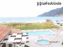 [P39] Villa AKTES - vedere din balcon » foto by Liaa*
 - 
<span class="allrVoted glyphicon glyphicon-heart hidden" id="av188192"></span>
<a class="m-l-10 hidden" id="sv188192" onclick="voting_Foto_DelVot(,188192,3173)" role="button">șterge vot <span class="glyphicon glyphicon-remove"></span></a>
<a id="v9188192" class=" c-red"  onclick="voting_Foto_SetVot(188192)" role="button"><span class="glyphicon glyphicon-heart-empty"></span> <b>LIKE</b> = Votează poza</a> <img class="hidden"  id="f188192W9" src="/imagini/loader.gif" border="0" /><span class="AjErrMes hidden" id="e188192ErM"></span>