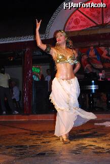 [P03] The belly dancer » foto by elena_iasi
 - 
<span class="allrVoted glyphicon glyphicon-heart hidden" id="av277656"></span>
<a class="m-l-10 hidden" id="sv277656" onclick="voting_Foto_DelVot(,277656,3186)" role="button">șterge vot <span class="glyphicon glyphicon-remove"></span></a>
<a id="v9277656" class=" c-red"  onclick="voting_Foto_SetVot(277656)" role="button"><span class="glyphicon glyphicon-heart-empty"></span> <b>LIKE</b> = Votează poza</a> <img class="hidden"  id="f277656W9" src="/imagini/loader.gif" border="0" /><span class="AjErrMes hidden" id="e277656ErM"></span>