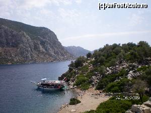 [P30] Ambarcaţiunea cu care am venit acostată lângă Kameryie Adası » foto by irinad
 - 
<span class="allrVoted glyphicon glyphicon-heart hidden" id="av619799"></span>
<a class="m-l-10 hidden" id="sv619799" onclick="voting_Foto_DelVot(,619799,3186)" role="button">șterge vot <span class="glyphicon glyphicon-remove"></span></a>
<a id="v9619799" class=" c-red"  onclick="voting_Foto_SetVot(619799)" role="button"><span class="glyphicon glyphicon-heart-empty"></span> <b>LIKE</b> = Votează poza</a> <img class="hidden"  id="f619799W9" src="/imagini/loader.gif" border="0" /><span class="AjErrMes hidden" id="e619799ErM"></span>