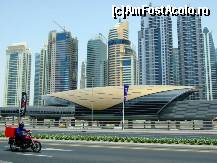 [P07] Staţia de metrou Dubai Marina City » foto by badge®
 - 
<span class="allrVoted glyphicon glyphicon-heart hidden" id="av164345"></span>
<a class="m-l-10 hidden" id="sv164345" onclick="voting_Foto_DelVot(,164345,3199)" role="button">șterge vot <span class="glyphicon glyphicon-remove"></span></a>
<a id="v9164345" class=" c-red"  onclick="voting_Foto_SetVot(164345)" role="button"><span class="glyphicon glyphicon-heart-empty"></span> <b>LIKE</b> = Votează poza</a> <img class="hidden"  id="f164345W9" src="/imagini/loader.gif" border="0" /><span class="AjErrMes hidden" id="e164345ErM"></span>