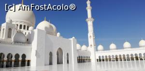 [P20] Abu Dhabi - Moscheea » foto by PISICAANA
 - 
<span class="allrVoted glyphicon glyphicon-heart hidden" id="av1048767"></span>
<a class="m-l-10 hidden" id="sv1048767" onclick="voting_Foto_DelVot(,1048767,3199)" role="button">șterge vot <span class="glyphicon glyphicon-remove"></span></a>
<a id="v91048767" class=" c-red"  onclick="voting_Foto_SetVot(1048767)" role="button"><span class="glyphicon glyphicon-heart-empty"></span> <b>LIKE</b> = Votează poza</a> <img class="hidden"  id="f1048767W9" src="/imagini/loader.gif" border="0" /><span class="AjErrMes hidden" id="e1048767ErM"></span>
