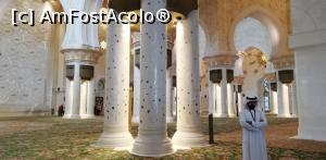 [P21] Abu Dhabi - Moscheea » foto by PISICAANA
 - 
<span class="allrVoted glyphicon glyphicon-heart hidden" id="av1048768"></span>
<a class="m-l-10 hidden" id="sv1048768" onclick="voting_Foto_DelVot(,1048768,3199)" role="button">șterge vot <span class="glyphicon glyphicon-remove"></span></a>
<a id="v91048768" class=" c-red"  onclick="voting_Foto_SetVot(1048768)" role="button"><span class="glyphicon glyphicon-heart-empty"></span> <b>LIKE</b> = Votează poza</a> <img class="hidden"  id="f1048768W9" src="/imagini/loader.gif" border="0" /><span class="AjErrMes hidden" id="e1048768ErM"></span>
