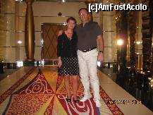 [P05] la etajul 27 in Burj al arab,la intrarea in barul unde am avut rezervare. » foto by eddy
 - 
<span class="allrVoted glyphicon glyphicon-heart hidden" id="av289193"></span>
<a class="m-l-10 hidden" id="sv289193" onclick="voting_Foto_DelVot(,289193,3199)" role="button">șterge vot <span class="glyphicon glyphicon-remove"></span></a>
<a id="v9289193" class=" c-red"  onclick="voting_Foto_SetVot(289193)" role="button"><span class="glyphicon glyphicon-heart-empty"></span> <b>LIKE</b> = Votează poza</a> <img class="hidden"  id="f289193W9" src="/imagini/loader.gif" border="0" /><span class="AjErrMes hidden" id="e289193ErM"></span>