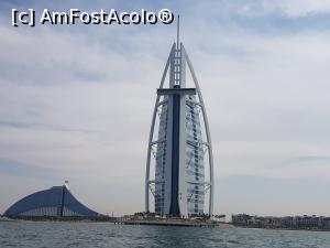 [P17] Burj Dubai vazut de pe mare din salupa.  » foto by RelyaV
 - 
<span class="allrVoted glyphicon glyphicon-heart hidden" id="av838882"></span>
<a class="m-l-10 hidden" id="sv838882" onclick="voting_Foto_DelVot(,838882,3199)" role="button">șterge vot <span class="glyphicon glyphicon-remove"></span></a>
<a id="v9838882" class=" c-red"  onclick="voting_Foto_SetVot(838882)" role="button"><span class="glyphicon glyphicon-heart-empty"></span> <b>LIKE</b> = Votează poza</a> <img class="hidden"  id="f838882W9" src="/imagini/loader.gif" border="0" /><span class="AjErrMes hidden" id="e838882ErM"></span>