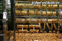 [P01] Golden Souk- mirajul etern al aurului » foto by liviadavidescu
 - 
<span class="allrVoted glyphicon glyphicon-heart hidden" id="av323676"></span>
<a class="m-l-10 hidden" id="sv323676" onclick="voting_Foto_DelVot(,323676,3199)" role="button">șterge vot <span class="glyphicon glyphicon-remove"></span></a>
<a id="v9323676" class=" c-red"  onclick="voting_Foto_SetVot(323676)" role="button"><span class="glyphicon glyphicon-heart-empty"></span> <b>LIKE</b> = Votează poza</a> <img class="hidden"  id="f323676W9" src="/imagini/loader.gif" border="0" /><span class="AjErrMes hidden" id="e323676ErM"></span>