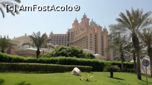 [P09] In parc... Atlantis The Palm, bineinteles!  » foto by Mena
 - 
<span class="allrVoted glyphicon glyphicon-heart hidden" id="av937404"></span>
<a class="m-l-10 hidden" id="sv937404" onclick="voting_Foto_DelVot(,937404,3199)" role="button">șterge vot <span class="glyphicon glyphicon-remove"></span></a>
<a id="v9937404" class=" c-red"  onclick="voting_Foto_SetVot(937404)" role="button"><span class="glyphicon glyphicon-heart-empty"></span> <b>LIKE</b> = Votează poza</a> <img class="hidden"  id="f937404W9" src="/imagini/loader.gif" border="0" /><span class="AjErrMes hidden" id="e937404ErM"></span>