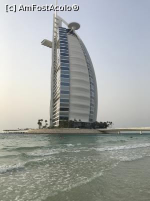 [P04] Pe plaja la Madinat Jumeirah » foto by calin.balaurul
 - 
<span class="allrVoted glyphicon glyphicon-heart hidden" id="av1014142"></span>
<a class="m-l-10 hidden" id="sv1014142" onclick="voting_Foto_DelVot(,1014142,3199)" role="button">șterge vot <span class="glyphicon glyphicon-remove"></span></a>
<a id="v91014142" class=" c-red"  onclick="voting_Foto_SetVot(1014142)" role="button"><span class="glyphicon glyphicon-heart-empty"></span> <b>LIKE</b> = Votează poza</a> <img class="hidden"  id="f1014142W9" src="/imagini/loader.gif" border="0" /><span class="AjErrMes hidden" id="e1014142ErM"></span>