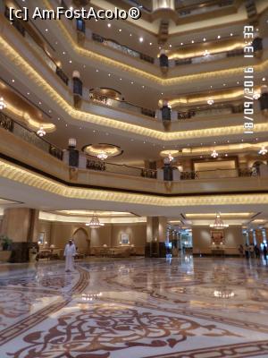 [P09] Emirates Palace - bogăție în lumea arabă » foto by Alina53
 - 
<span class="allrVoted glyphicon glyphicon-heart hidden" id="av805447"></span>
<a class="m-l-10 hidden" id="sv805447" onclick="voting_Foto_DelVot(,805447,3202)" role="button">șterge vot <span class="glyphicon glyphicon-remove"></span></a>
<a id="v9805447" class=" c-red"  onclick="voting_Foto_SetVot(805447)" role="button"><span class="glyphicon glyphicon-heart-empty"></span> <b>LIKE</b> = Votează poza</a> <img class="hidden"  id="f805447W9" src="/imagini/loader.gif" border="0" /><span class="AjErrMes hidden" id="e805447ErM"></span>