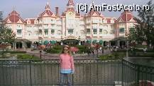 [P01] intrarea la Disneyland » foto by ghecamelia
 - 
<span class="allrVoted glyphicon glyphicon-heart hidden" id="av22455"></span>
<a class="m-l-10 hidden" id="sv22455" onclick="voting_Foto_DelVot(,22455,3203)" role="button">șterge vot <span class="glyphicon glyphicon-remove"></span></a>
<a id="v922455" class=" c-red"  onclick="voting_Foto_SetVot(22455)" role="button"><span class="glyphicon glyphicon-heart-empty"></span> <b>LIKE</b> = Votează poza</a> <img class="hidden"  id="f22455W9" src="/imagini/loader.gif" border="0" /><span class="AjErrMes hidden" id="e22455ErM"></span>