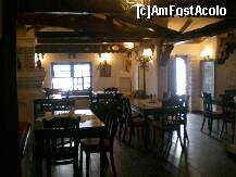 [P18] interiorul restaurantului de oaspeti » foto by gcorneille*
 - 
<span class="allrVoted glyphicon glyphicon-heart hidden" id="av122712"></span>
<a class="m-l-10 hidden" id="sv122712" onclick="voting_Foto_DelVot(,122712,3210)" role="button">șterge vot <span class="glyphicon glyphicon-remove"></span></a>
<a id="v9122712" class=" c-red"  onclick="voting_Foto_SetVot(122712)" role="button"><span class="glyphicon glyphicon-heart-empty"></span> <b>LIKE</b> = Votează poza</a> <img class="hidden"  id="f122712W9" src="/imagini/loader.gif" border="0" /><span class="AjErrMes hidden" id="e122712ErM"></span>
