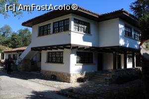 [P03] Balcic, Castelul și Grădina Botanică, Vila Izbânda, Clădire frumoasă ce oferă cazare » foto by mprofeanu
 - 
<span class="allrVoted glyphicon glyphicon-heart hidden" id="av1217949"></span>
<a class="m-l-10 hidden" id="sv1217949" onclick="voting_Foto_DelVot(,1217949,3210)" role="button">șterge vot <span class="glyphicon glyphicon-remove"></span></a>
<a id="v91217949" class=" c-red"  onclick="voting_Foto_SetVot(1217949)" role="button"><span class="glyphicon glyphicon-heart-empty"></span> <b>LIKE</b> = Votează poza</a> <img class="hidden"  id="f1217949W9" src="/imagini/loader.gif" border="0" /><span class="AjErrMes hidden" id="e1217949ErM"></span>