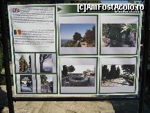 [P1x] inscripţie în engleză şi română din grădina botanică; pe partea opusă, mi se pare că era în rusă şi germană. » foto by Dragoș_MD
 - 
<span class="allrVoted glyphicon glyphicon-heart hidden" id="av29020"></span>
<a class="m-l-10 hidden" id="sv29020" onclick="voting_Foto_DelVot(,29020,3210)" role="button">șterge vot <span class="glyphicon glyphicon-remove"></span></a>
<a id="v929020" class=" c-red"  onclick="voting_Foto_SetVot(29020)" role="button"><span class="glyphicon glyphicon-heart-empty"></span> <b>LIKE</b> = Votează poza</a> <img class="hidden"  id="f29020W9" src="/imagini/loader.gif" border="0" /><span class="AjErrMes hidden" id="e29020ErM"></span>