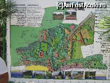 [P7x] harta complexului, cu explicaţii bilingve despre amplasamentul tuturor obiectivelor şi a câtorva monumente dendrologice mai importante. » foto by Dragoș_MD
 - 
<span class="allrVoted glyphicon glyphicon-heart hidden" id="av29038"></span>
<a class="m-l-10 hidden" id="sv29038" onclick="voting_Foto_DelVot(,29038,3210)" role="button">șterge vot <span class="glyphicon glyphicon-remove"></span></a>
<a id="v929038" class=" c-red"  onclick="voting_Foto_SetVot(29038)" role="button"><span class="glyphicon glyphicon-heart-empty"></span> <b>LIKE</b> = Votează poza</a> <img class="hidden"  id="f29038W9" src="/imagini/loader.gif" border="0" /><span class="AjErrMes hidden" id="e29038ErM"></span>
