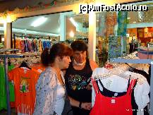 [P35] Shopping in Nei Pori » foto by iulibv
 - 
<span class="allrVoted glyphicon glyphicon-heart hidden" id="av113299"></span>
<a class="m-l-10 hidden" id="sv113299" onclick="voting_Foto_DelVot(,113299,3215)" role="button">șterge vot <span class="glyphicon glyphicon-remove"></span></a>
<a id="v9113299" class=" c-red"  onclick="voting_Foto_SetVot(113299)" role="button"><span class="glyphicon glyphicon-heart-empty"></span> <b>LIKE</b> = Votează poza</a> <img class="hidden"  id="f113299W9" src="/imagini/loader.gif" border="0" /><span class="AjErrMes hidden" id="e113299ErM"></span>