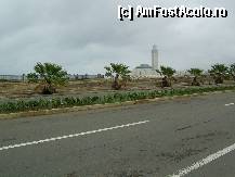 [P01] Casablanca - Moscheea Hassan al II-lea vazuta de pe autostrada. » foto by iulianic
 - 
<span class="allrVoted glyphicon glyphicon-heart hidden" id="av297570"></span>
<a class="m-l-10 hidden" id="sv297570" onclick="voting_Foto_DelVot(,297570,3221)" role="button">șterge vot <span class="glyphicon glyphicon-remove"></span></a>
<a id="v9297570" class=" c-red"  onclick="voting_Foto_SetVot(297570)" role="button"><span class="glyphicon glyphicon-heart-empty"></span> <b>LIKE</b> = Votează poza</a> <img class="hidden"  id="f297570W9" src="/imagini/loader.gif" border="0" /><span class="AjErrMes hidden" id="e297570ErM"></span>
