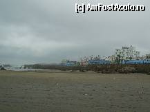 [P19] Casablanca - Tarmul Oceanului Atlantic. » foto by iulianic
 - 
<span class="allrVoted glyphicon glyphicon-heart hidden" id="av297590"></span>
<a class="m-l-10 hidden" id="sv297590" onclick="voting_Foto_DelVot(,297590,3221)" role="button">șterge vot <span class="glyphicon glyphicon-remove"></span></a>
<a id="v9297590" class=" c-red"  onclick="voting_Foto_SetVot(297590)" role="button"><span class="glyphicon glyphicon-heart-empty"></span> <b>LIKE</b> = Votează poza</a> <img class="hidden"  id="f297590W9" src="/imagini/loader.gif" border="0" /><span class="AjErrMes hidden" id="e297590ErM"></span>