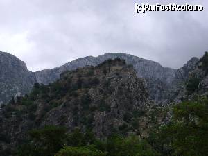 [P13] Ziduri ale sistemului de fortificatii Kotor » foto by costy69*
 - 
<span class="allrVoted glyphicon glyphicon-heart hidden" id="av572782"></span>
<a class="m-l-10 hidden" id="sv572782" onclick="voting_Foto_DelVot(,572782,3229)" role="button">șterge vot <span class="glyphicon glyphicon-remove"></span></a>
<a id="v9572782" class=" c-red"  onclick="voting_Foto_SetVot(572782)" role="button"><span class="glyphicon glyphicon-heart-empty"></span> <b>LIKE</b> = Votează poza</a> <img class="hidden"  id="f572782W9" src="/imagini/loader.gif" border="0" /><span class="AjErrMes hidden" id="e572782ErM"></span>