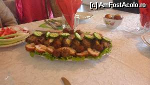 [P08] aperitiv pe masa de Paste » foto by amero
 - 
<span class="allrVoted glyphicon glyphicon-heart hidden" id="av510767"></span>
<a class="m-l-10 hidden" id="sv510767" onclick="voting_Foto_DelVot(,510767,3234)" role="button">șterge vot <span class="glyphicon glyphicon-remove"></span></a>
<a id="v9510767" class=" c-red"  onclick="voting_Foto_SetVot(510767)" role="button"><span class="glyphicon glyphicon-heart-empty"></span> <b>LIKE</b> = Votează poza</a> <img class="hidden"  id="f510767W9" src="/imagini/loader.gif" border="0" /><span class="AjErrMes hidden" id="e510767ErM"></span>