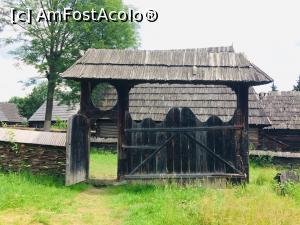 [P14] Muzeul Satului Sighetul Marmatiei-porta spre trecut » foto by noi doi
 - 
<span class="allrVoted glyphicon glyphicon-heart hidden" id="av1175725"></span>
<a class="m-l-10 hidden" id="sv1175725" onclick="voting_Foto_DelVot(,1175725,3234)" role="button">șterge vot <span class="glyphicon glyphicon-remove"></span></a>
<a id="v91175725" class=" c-red"  onclick="voting_Foto_SetVot(1175725)" role="button"><span class="glyphicon glyphicon-heart-empty"></span> <b>LIKE</b> = Votează poza</a> <img class="hidden"  id="f1175725W9" src="/imagini/loader.gif" border="0" /><span class="AjErrMes hidden" id="e1175725ErM"></span>