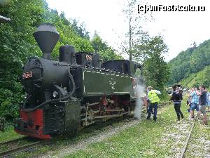 [P29] Locomotiva uneia dintre mocanite » foto by plummy
 - 
<span class="allrVoted glyphicon glyphicon-heart hidden" id="av643395"></span>
<a class="m-l-10 hidden" id="sv643395" onclick="voting_Foto_DelVot(,643395,3234)" role="button">șterge vot <span class="glyphicon glyphicon-remove"></span></a>
<a id="v9643395" class=" c-red"  onclick="voting_Foto_SetVot(643395)" role="button"><span class="glyphicon glyphicon-heart-empty"></span> <b>LIKE</b> = Votează poza</a> <img class="hidden"  id="f643395W9" src="/imagini/loader.gif" border="0" /><span class="AjErrMes hidden" id="e643395ErM"></span>