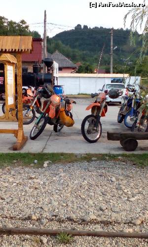 [P26] Motoarele din parcare... Regret că nu le-am pozat proprietarii.  » foto by arru
 - 
<span class="allrVoted glyphicon glyphicon-heart hidden" id="av555580"></span>
<a class="m-l-10 hidden" id="sv555580" onclick="voting_Foto_DelVot(,555580,3234)" role="button">șterge vot <span class="glyphicon glyphicon-remove"></span></a>
<a id="v9555580" class=" c-red"  onclick="voting_Foto_SetVot(555580)" role="button"><span class="glyphicon glyphicon-heart-empty"></span> <b>LIKE</b> = Votează poza</a> <img class="hidden"  id="f555580W9" src="/imagini/loader.gif" border="0" /><span class="AjErrMes hidden" id="e555580ErM"></span>