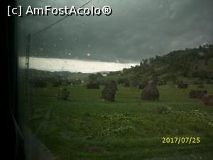 [P15] Când se supără natura...  » foto by puiutea
 - 
<span class="allrVoted glyphicon glyphicon-heart hidden" id="av911523"></span>
<a class="m-l-10 hidden" id="sv911523" onclick="voting_Foto_DelVot(,911523,3234)" role="button">șterge vot <span class="glyphicon glyphicon-remove"></span></a>
<a id="v9911523" class=" c-red"  onclick="voting_Foto_SetVot(911523)" role="button"><span class="glyphicon glyphicon-heart-empty"></span> <b>LIKE</b> = Votează poza</a> <img class="hidden"  id="f911523W9" src="/imagini/loader.gif" border="0" /><span class="AjErrMes hidden" id="e911523ErM"></span>