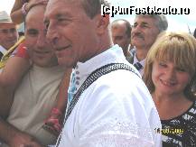 [P02] Domnul Basescu la festival » foto by amalyca
 - 
<span class="allrVoted glyphicon glyphicon-heart hidden" id="av137846"></span>
<a class="m-l-10 hidden" id="sv137846" onclick="voting_Foto_DelVot(,137846,3234)" role="button">șterge vot <span class="glyphicon glyphicon-remove"></span></a>
<a id="v9137846" class=" c-red"  onclick="voting_Foto_SetVot(137846)" role="button"><span class="glyphicon glyphicon-heart-empty"></span> <b>LIKE</b> = Votează poza</a> <img class="hidden"  id="f137846W9" src="/imagini/loader.gif" border="0" /><span class="AjErrMes hidden" id="e137846ErM"></span>