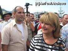 [P03] Doamna Basescu la festival » foto by amalyca
 - 
<span class="allrVoted glyphicon glyphicon-heart hidden" id="av137847"></span>
<a class="m-l-10 hidden" id="sv137847" onclick="voting_Foto_DelVot(,137847,3234)" role="button">șterge vot <span class="glyphicon glyphicon-remove"></span></a>
<a id="v9137847" class=" c-red"  onclick="voting_Foto_SetVot(137847)" role="button"><span class="glyphicon glyphicon-heart-empty"></span> <b>LIKE</b> = Votează poza</a> <img class="hidden"  id="f137847W9" src="/imagini/loader.gif" border="0" /><span class="AjErrMes hidden" id="e137847ErM"></span>