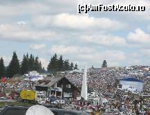 [P09] Panorama pasul Prislopului in timpul festivalului » foto by amalyca
 - 
<span class="allrVoted glyphicon glyphicon-heart hidden" id="av137855"></span>
<a class="m-l-10 hidden" id="sv137855" onclick="voting_Foto_DelVot(,137855,3234)" role="button">șterge vot <span class="glyphicon glyphicon-remove"></span></a>
<a id="v9137855" class=" c-red"  onclick="voting_Foto_SetVot(137855)" role="button"><span class="glyphicon glyphicon-heart-empty"></span> <b>LIKE</b> = Votează poza</a> <img class="hidden"  id="f137855W9" src="/imagini/loader.gif" border="0" /><span class="AjErrMes hidden" id="e137855ErM"></span>