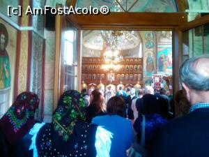[P04] La intrarea in biserica, am intalnit doua localnice, imbracate in costume traditionale » foto by dorgo
 - 
<span class="allrVoted glyphicon glyphicon-heart hidden" id="av807528"></span>
<a class="m-l-10 hidden" id="sv807528" onclick="voting_Foto_DelVot(,807528,3234)" role="button">șterge vot <span class="glyphicon glyphicon-remove"></span></a>
<a id="v9807528" class=" c-red"  onclick="voting_Foto_SetVot(807528)" role="button"><span class="glyphicon glyphicon-heart-empty"></span> <b>LIKE</b> = Votează poza</a> <img class="hidden"  id="f807528W9" src="/imagini/loader.gif" border="0" /><span class="AjErrMes hidden" id="e807528ErM"></span>