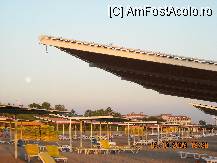 [P08] In departare unde se vad cele doua sfere pe o cladire este Royal Dragon! » foto by EDUARD1
 - 
<span class="allrVoted glyphicon glyphicon-heart hidden" id="av23554"></span>
<a class="m-l-10 hidden" id="sv23554" onclick="voting_Foto_DelVot(,23554,3242)" role="button">șterge vot <span class="glyphicon glyphicon-remove"></span></a>
<a id="v923554" class=" c-red"  onclick="voting_Foto_SetVot(23554)" role="button"><span class="glyphicon glyphicon-heart-empty"></span> <b>LIKE</b> = Votează poza</a> <img class="hidden"  id="f23554W9" src="/imagini/loader.gif" border="0" /><span class="AjErrMes hidden" id="e23554ErM"></span>