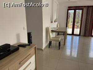 [P26] Vila Panoramic Păltiniş - sala de mese » foto by nicole33
 - 
<span class="allrVoted glyphicon glyphicon-heart hidden" id="av1420160"></span>
<a class="m-l-10 hidden" id="sv1420160" onclick="voting_Foto_DelVot(,1420160,3253)" role="button">șterge vot <span class="glyphicon glyphicon-remove"></span></a>
<a id="v91420160" class=" c-red"  onclick="voting_Foto_SetVot(1420160)" role="button"><span class="glyphicon glyphicon-heart-empty"></span> <b>LIKE</b> = Votează poza</a> <img class="hidden"  id="f1420160W9" src="/imagini/loader.gif" border="0" /><span class="AjErrMes hidden" id="e1420160ErM"></span>