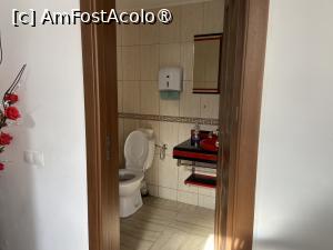 [P27] Vila Panoramic Păltiniş - toaletă la parter » foto by nicole33
 - 
<span class="allrVoted glyphicon glyphicon-heart hidden" id="av1420161"></span>
<a class="m-l-10 hidden" id="sv1420161" onclick="voting_Foto_DelVot(,1420161,3253)" role="button">șterge vot <span class="glyphicon glyphicon-remove"></span></a>
<a id="v91420161" class=" c-red"  onclick="voting_Foto_SetVot(1420161)" role="button"><span class="glyphicon glyphicon-heart-empty"></span> <b>LIKE</b> = Votează poza</a> <img class="hidden"  id="f1420161W9" src="/imagini/loader.gif" border="0" /><span class="AjErrMes hidden" id="e1420161ErM"></span>