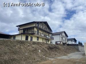 [P03] Vila Panoramic Păltiniş - strada Stejarului şi cele trei vile » foto by nicole33
 - 
<span class="allrVoted glyphicon glyphicon-heart hidden" id="av1420137"></span>
<a class="m-l-10 hidden" id="sv1420137" onclick="voting_Foto_DelVot(,1420137,3253)" role="button">șterge vot <span class="glyphicon glyphicon-remove"></span></a>
<a id="v91420137" class=" c-red"  onclick="voting_Foto_SetVot(1420137)" role="button"><span class="glyphicon glyphicon-heart-empty"></span> <b>LIKE</b> = Votează poza</a> <img class="hidden"  id="f1420137W9" src="/imagini/loader.gif" border="0" /><span class="AjErrMes hidden" id="e1420137ErM"></span>