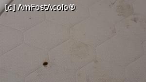 [P04] o saltea murdara si arsa cu tigara » foto by Yolanda
 - 
<span class="allrVoted glyphicon glyphicon-heart hidden" id="av1425919"></span>
<a class="m-l-10 hidden" id="sv1425919" onclick="voting_Foto_DelVot(,1425919,3253)" role="button">șterge vot <span class="glyphicon glyphicon-remove"></span></a>
<a id="v91425919" class=" c-red"  onclick="voting_Foto_SetVot(1425919)" role="button"><span class="glyphicon glyphicon-heart-empty"></span> <b>LIKE</b> = Votează poza</a> <img class="hidden"  id="f1425919W9" src="/imagini/loader.gif" border="0" /><span class="AjErrMes hidden" id="e1425919ErM"></span>