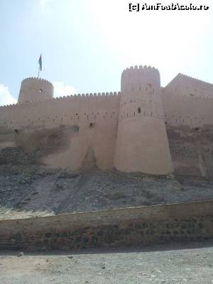 [P02] Nakhal Fort » foto by Mirna
 - 
<span class="allrVoted glyphicon glyphicon-heart hidden" id="av624570"></span>
<a class="m-l-10 hidden" id="sv624570" onclick="voting_Foto_DelVot(,624570,3254)" role="button">șterge vot <span class="glyphicon glyphicon-remove"></span></a>
<a id="v9624570" class=" c-red"  onclick="voting_Foto_SetVot(624570)" role="button"><span class="glyphicon glyphicon-heart-empty"></span> <b>LIKE</b> = Votează poza</a> <img class="hidden"  id="f624570W9" src="/imagini/loader.gif" border="0" /><span class="AjErrMes hidden" id="e624570ErM"></span>